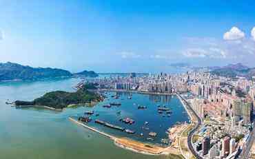 汕尾市高校人事管理系统创新实践：沿海经济带院校的海洋产业师资管理