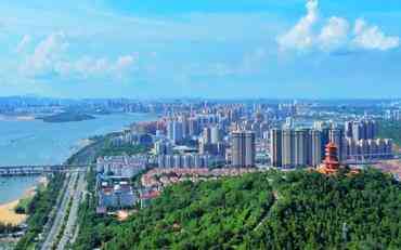 智慧校园系统在防城港的应用与实践：打造边海教育新标杆